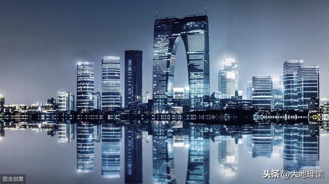 用golang写一篇文章，大阪vs苏州夜景视频直播，谁更值得看？